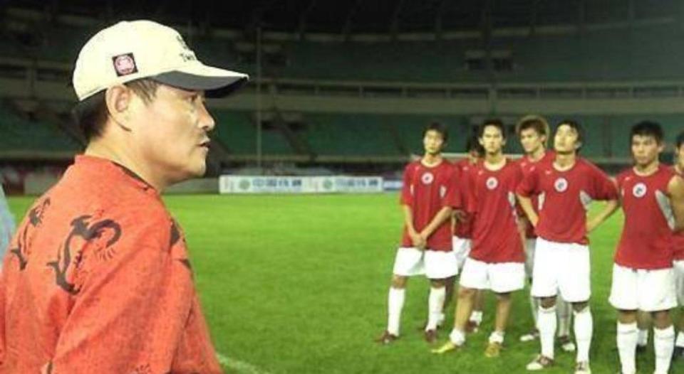 在了肩上 在了肩上