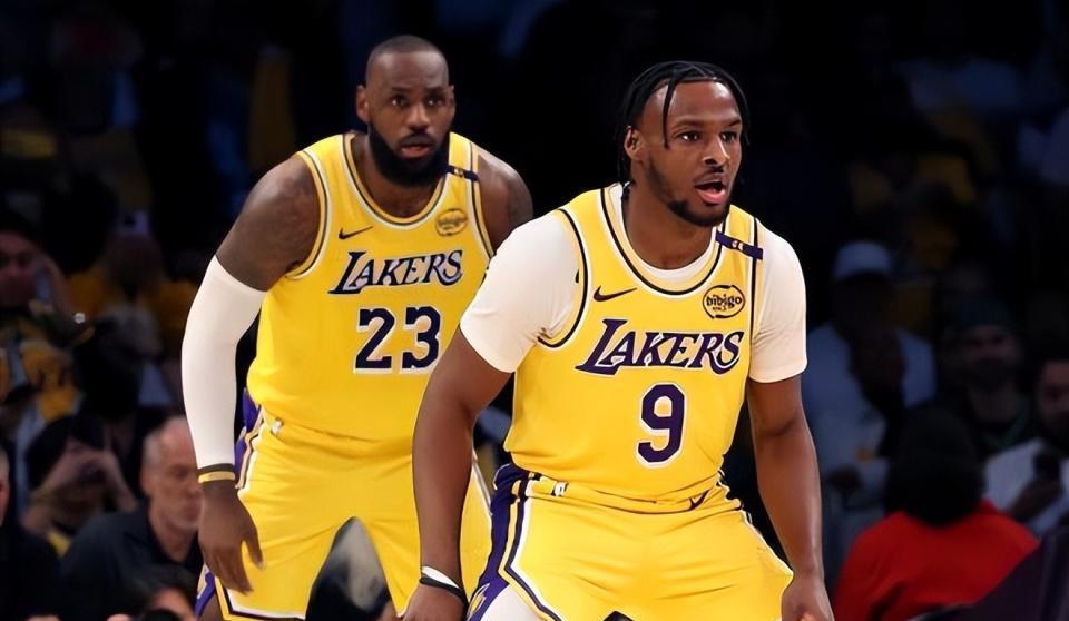 BA赛场上, 次犯规